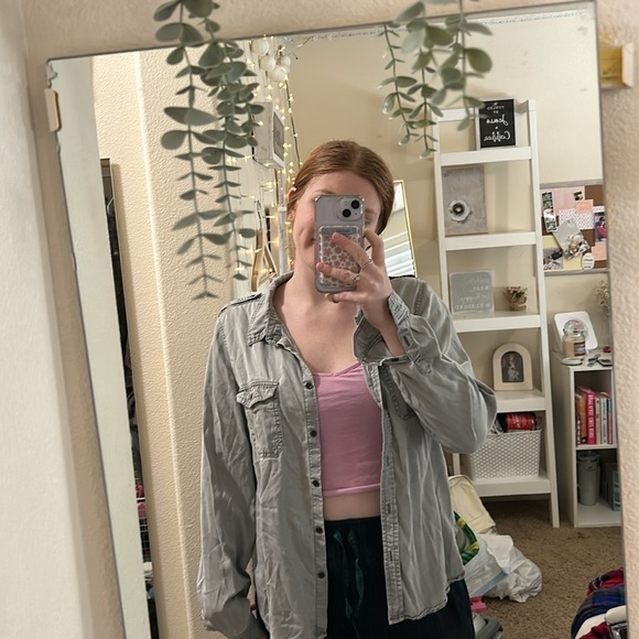 Universal Threads Soft Grey Button Up Long Sleeve Shirt - Picture 3 of 3